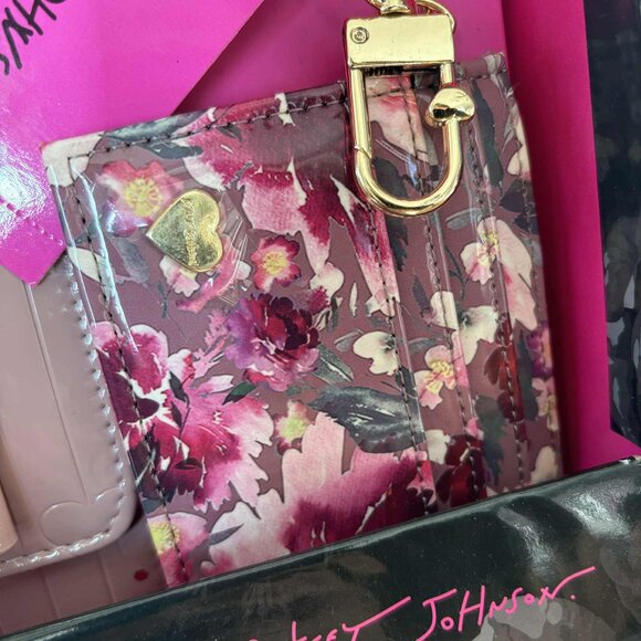 Betsey Johnson Crossbody and Card Case Set NEW Bow Pink Floral - Picture 2 of 3